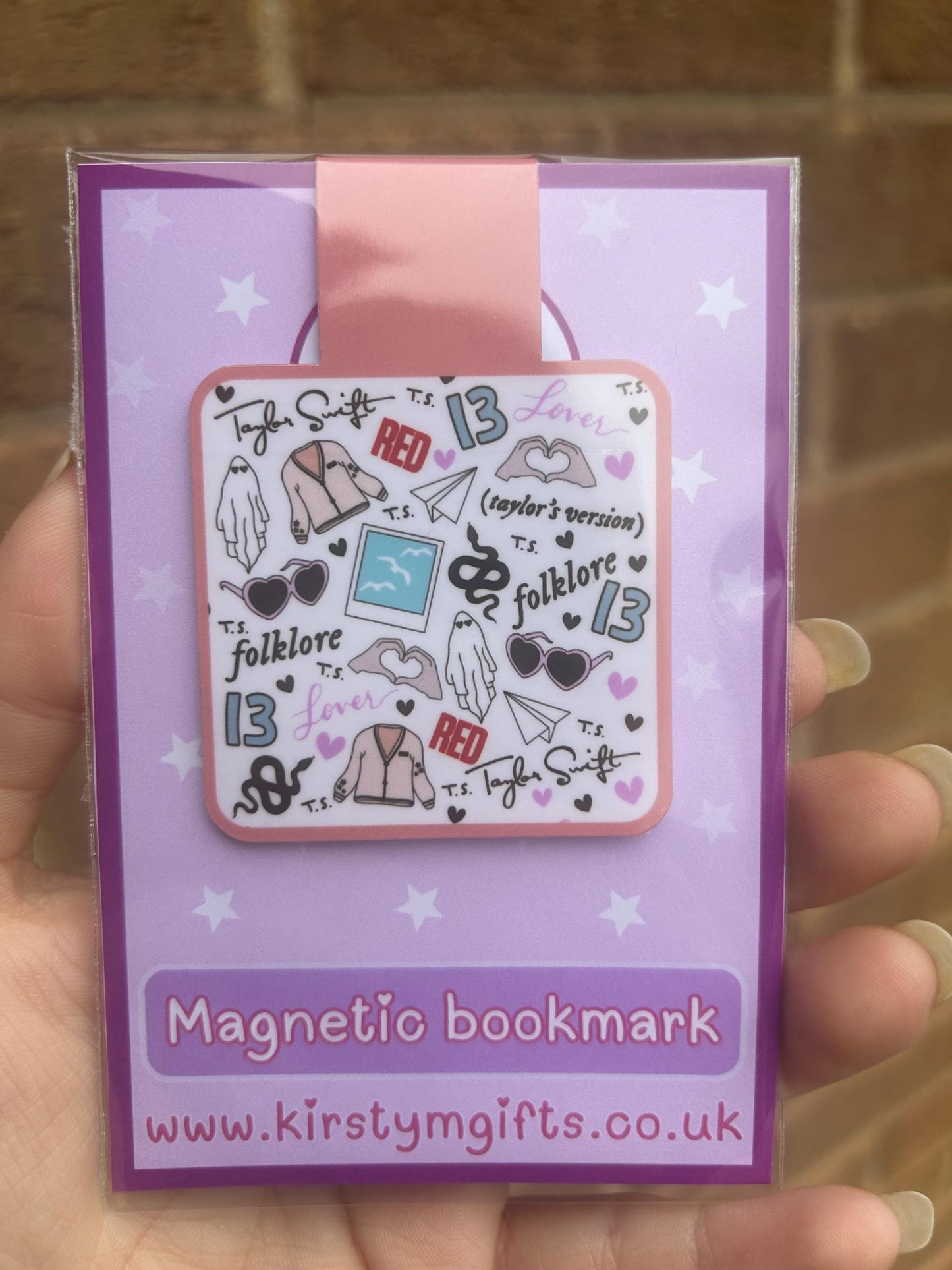 Swiftie Magnetic Bookmark: Gift for Bookworm